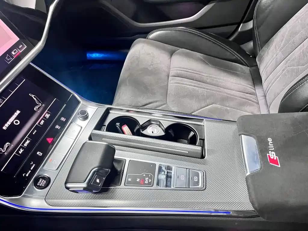 Audi A6L 2023 — фото 9