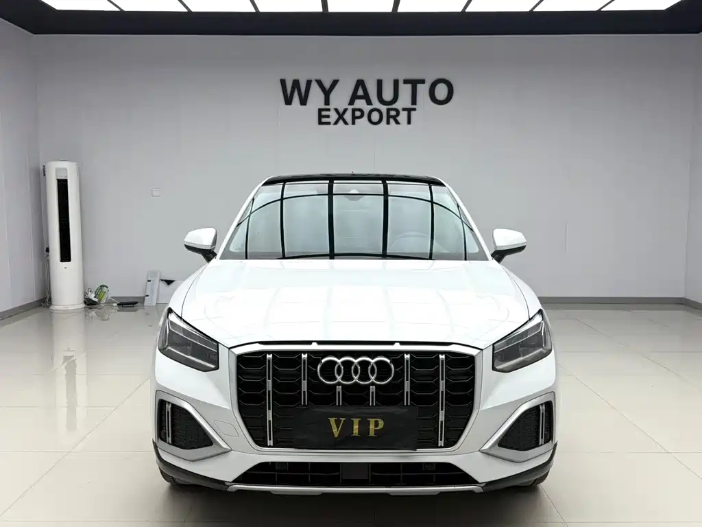 Audi Q2L 2021