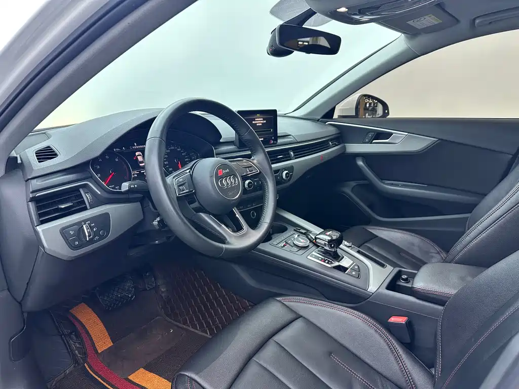 Audi A4L 2018 — фото 13