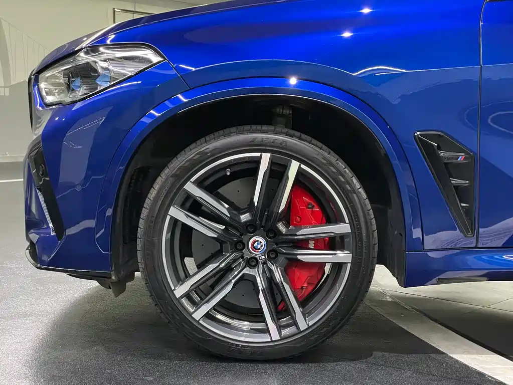 BMW X5 M 2022 — фото 5