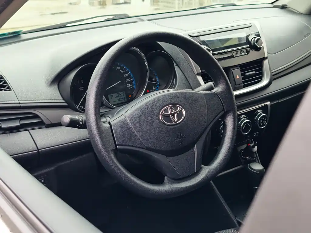 Toyota Vios 2017 — фото 29