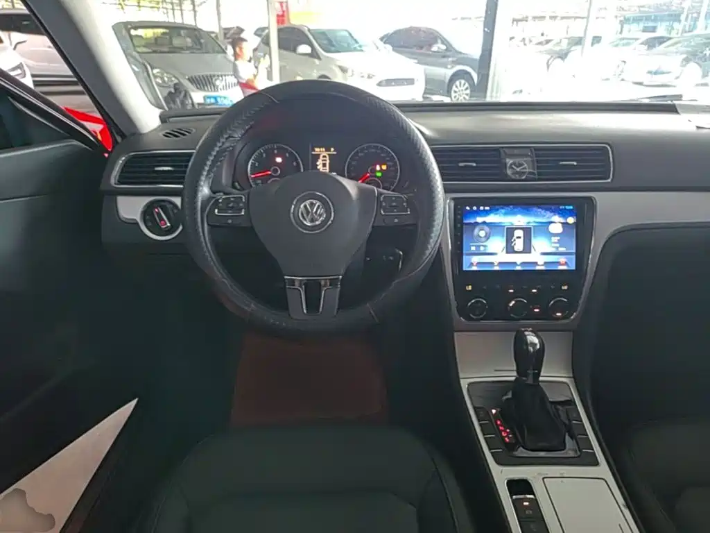 Volkswagen Passat 2016 — фото 11