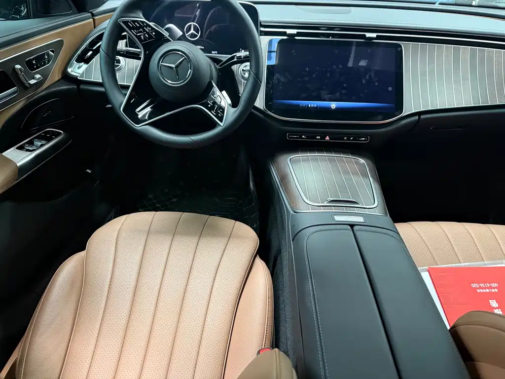 Mercedes-Benz E-Class 2025 — фото 14