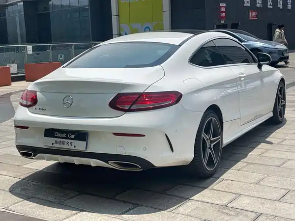 Mercedes-Benz C-Class 2018
