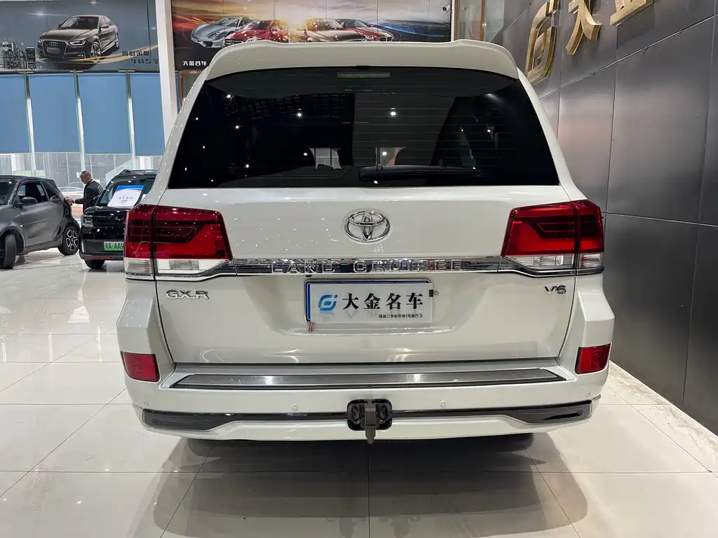 Toyota Land Cruiser 2019 — фото 13
