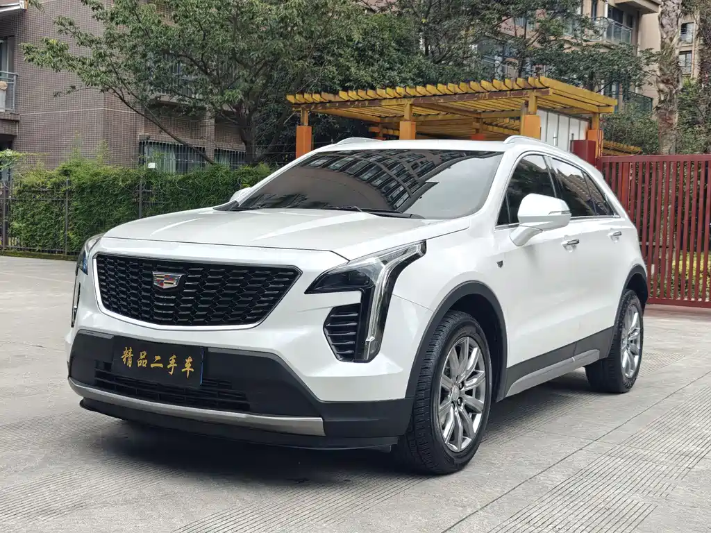 Cadillac XT4 2020 — фото 1