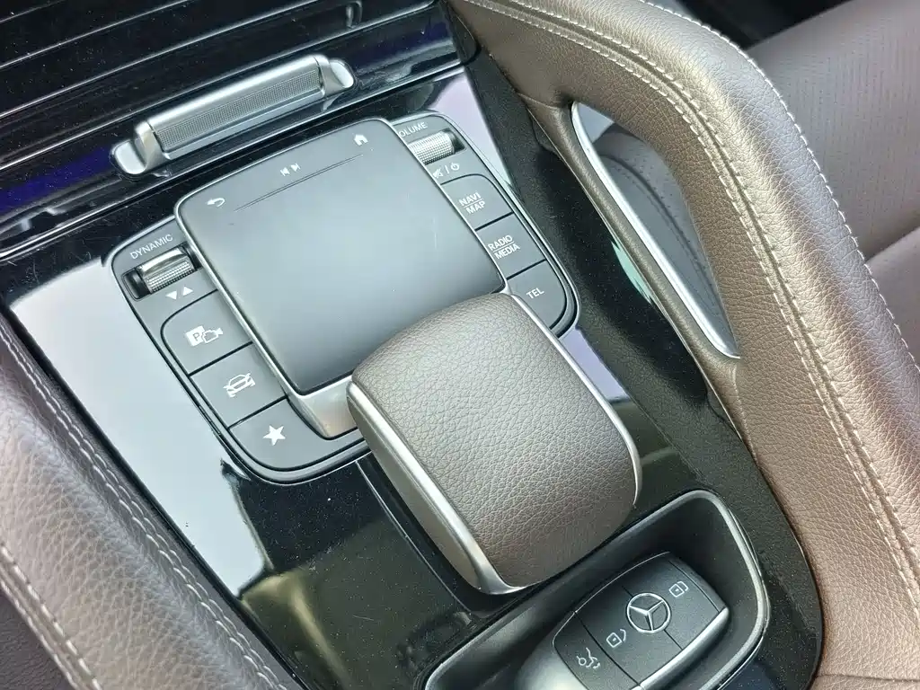 Mercedes-Benz GLE 2022 — фото 19