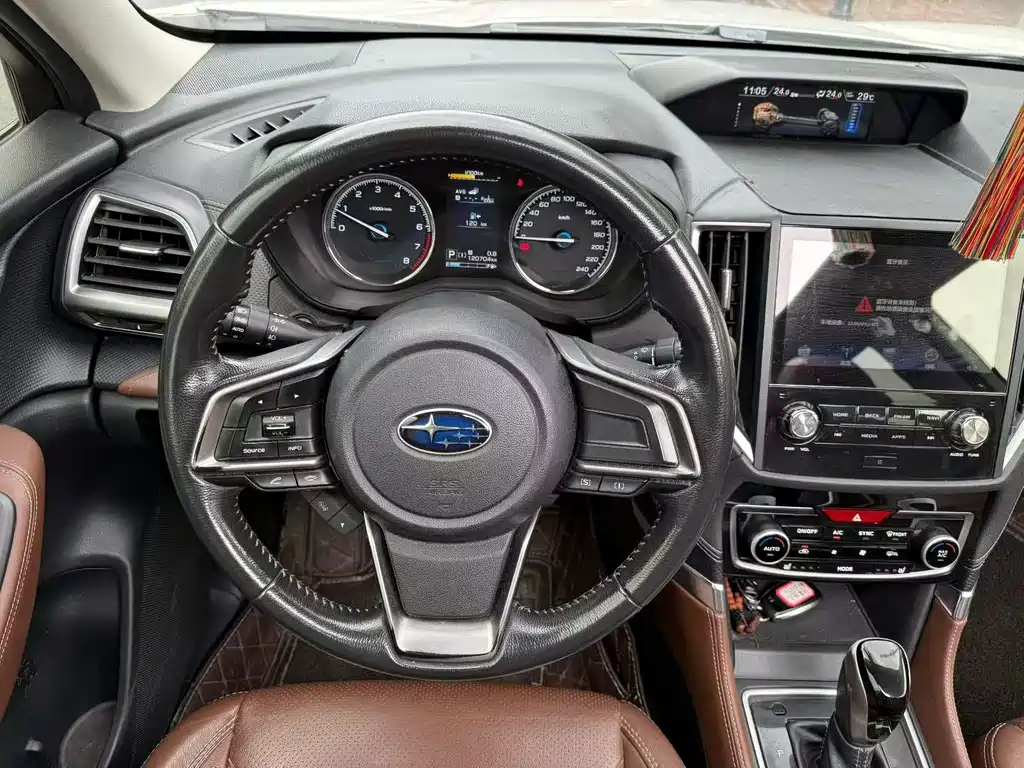 Subaru Forester 2019 — фото 8