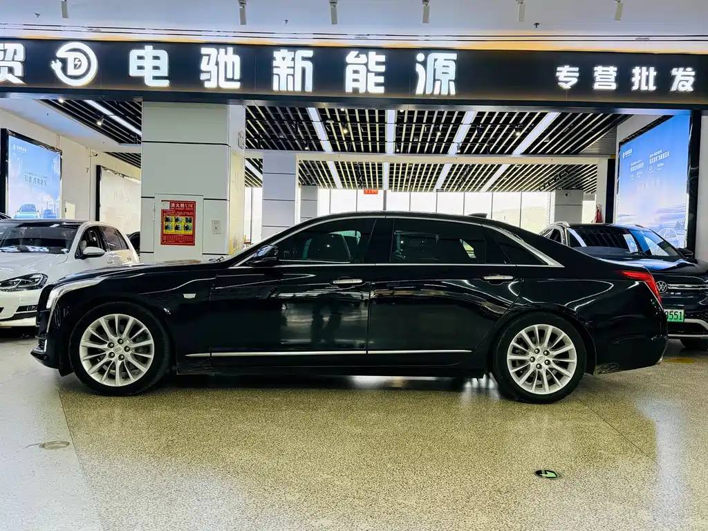 Cadillac CT6 2016 — фото 3