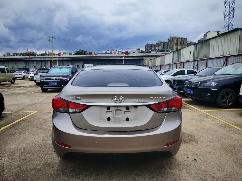 Hyundai Elantra Langdong 2017 — фото 5