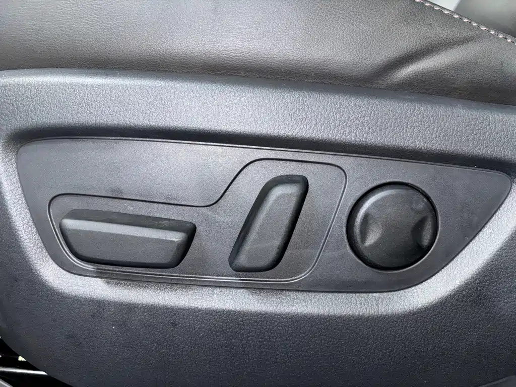 Mazda CX-30 2022 — фото 19