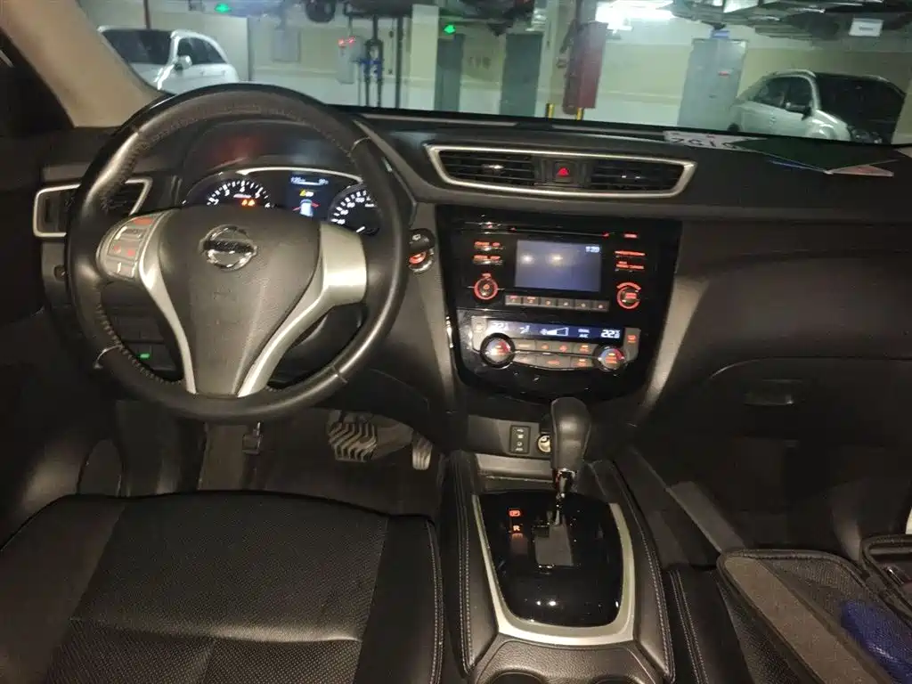 Nissan X-Trail 2014