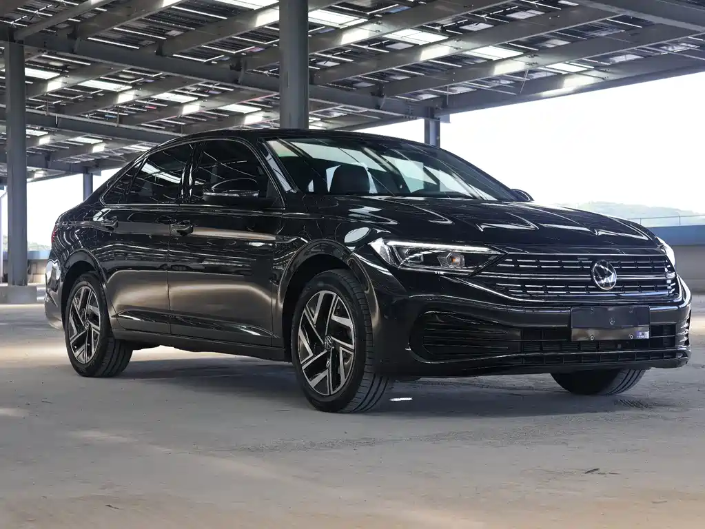 Volkswagen Sagitar 2022