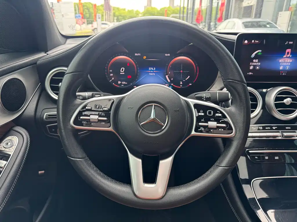 Mercedes-Benz GLC 2020 — фото 11