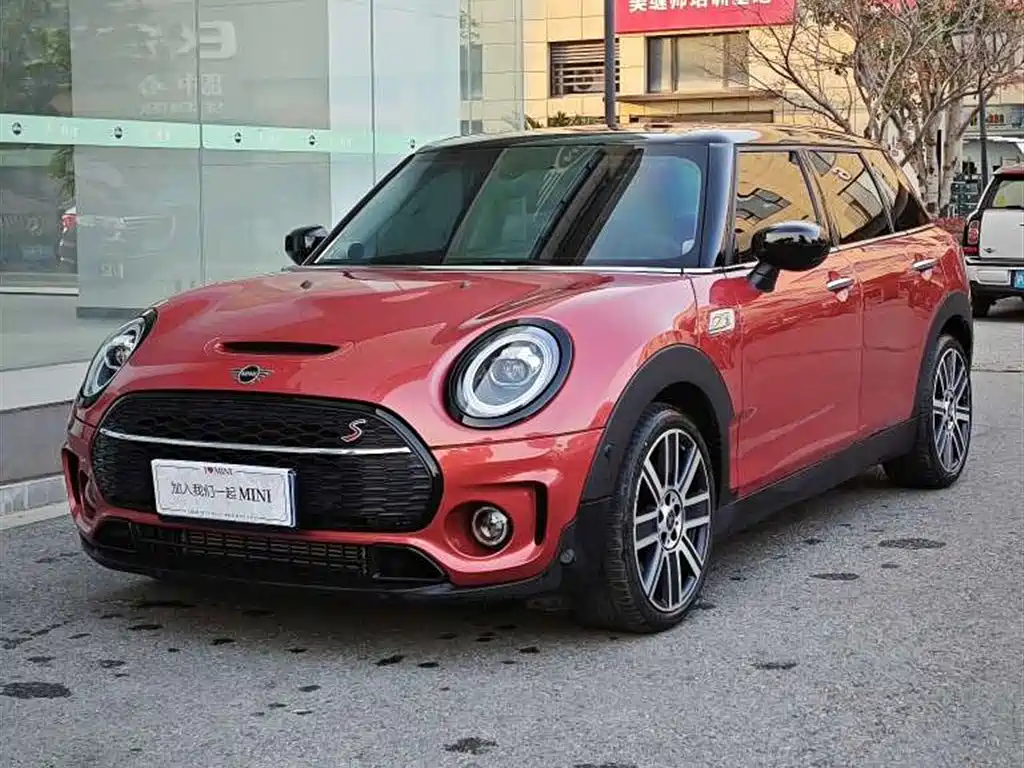 MINI Clubman 2021 — фото 1