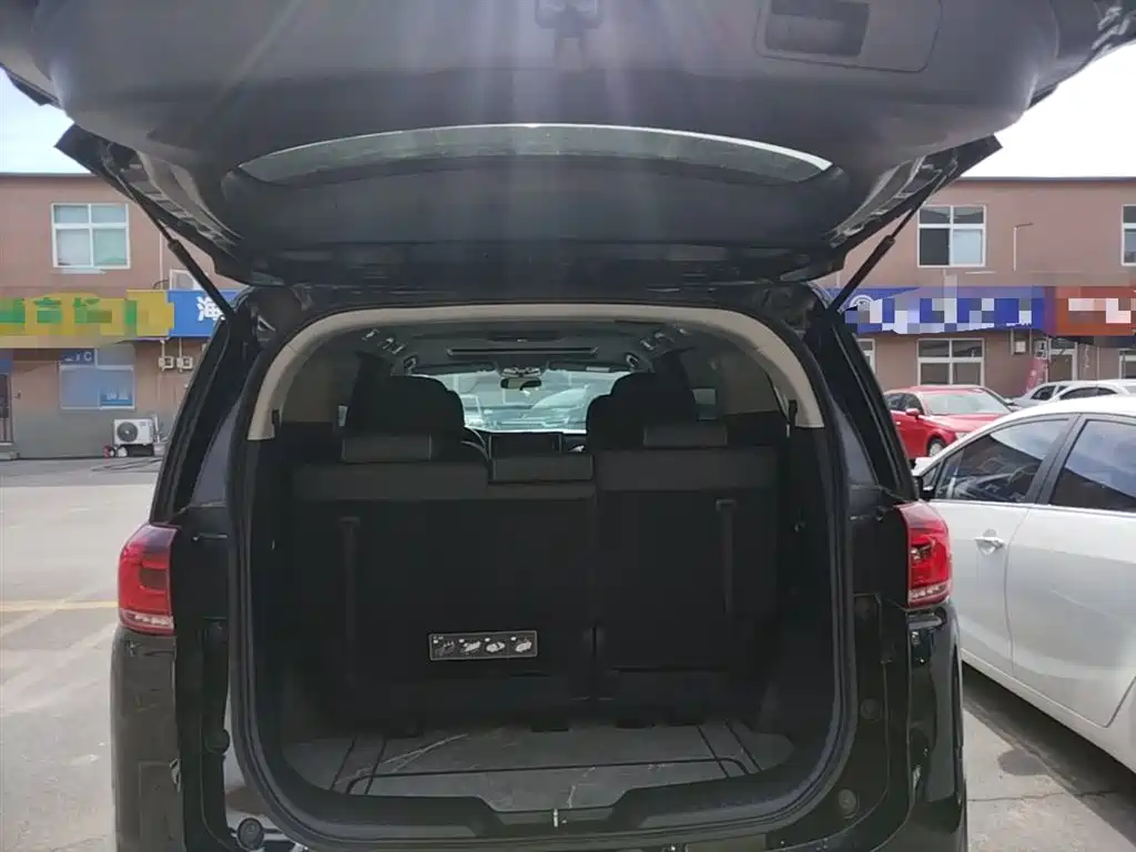 GAC Motor Trumpchi M8 2023 — фото 19