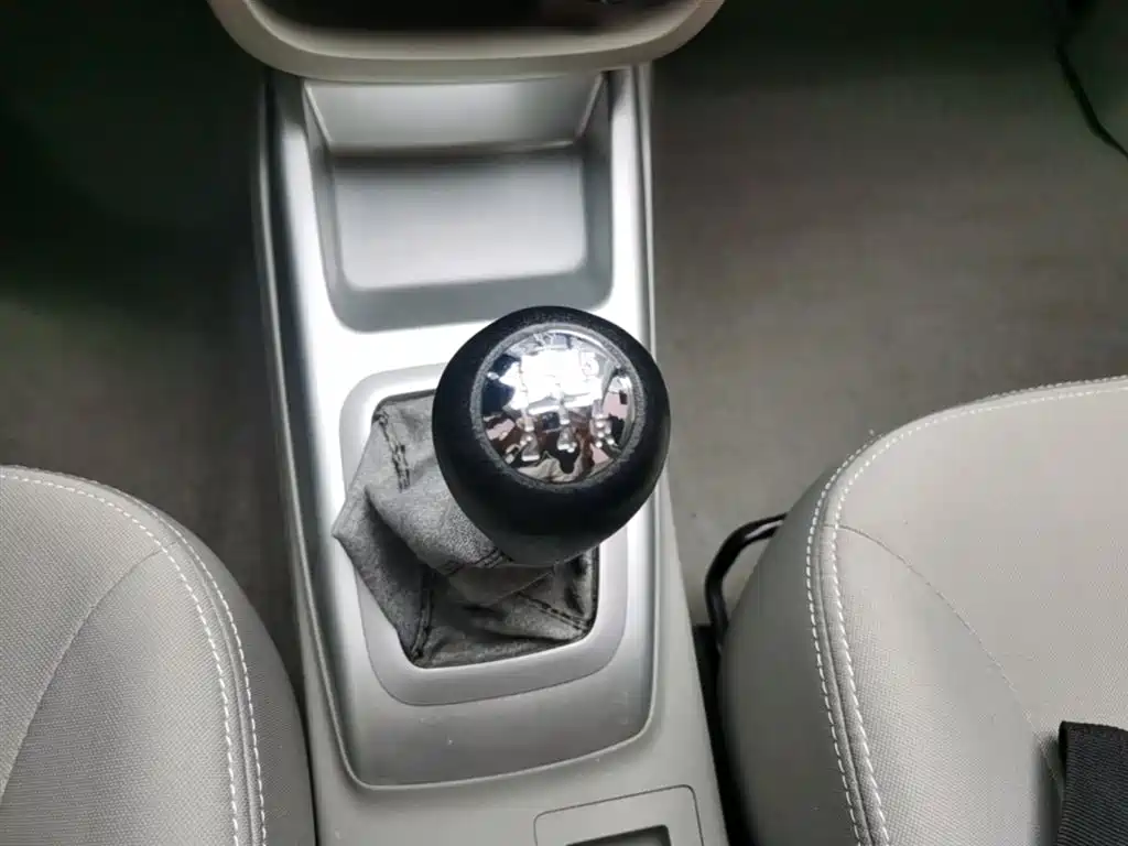 Changan V3 2017 — фото 14