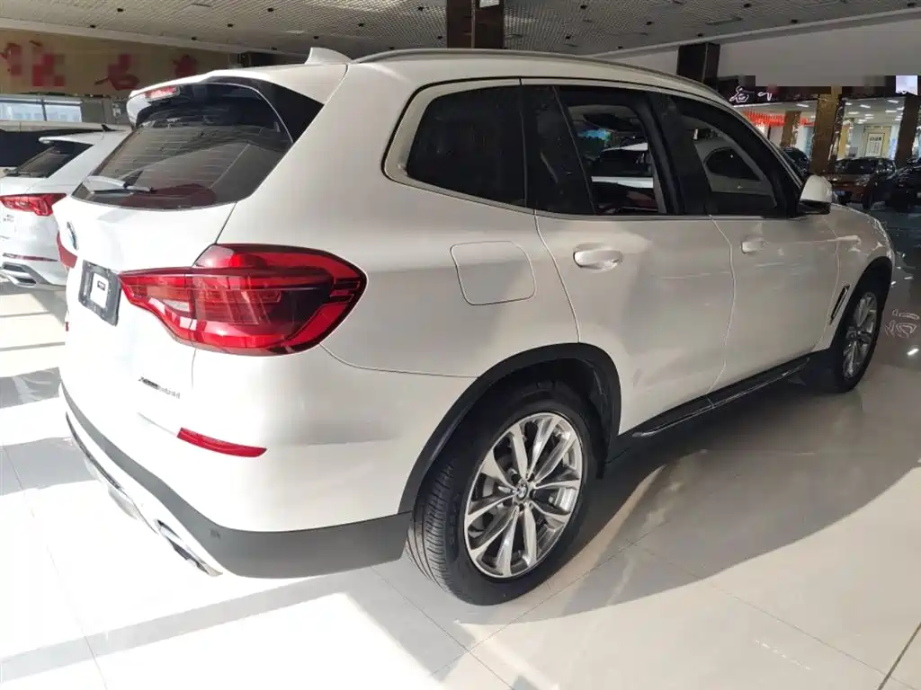 BMW X3 2021 — фото 5