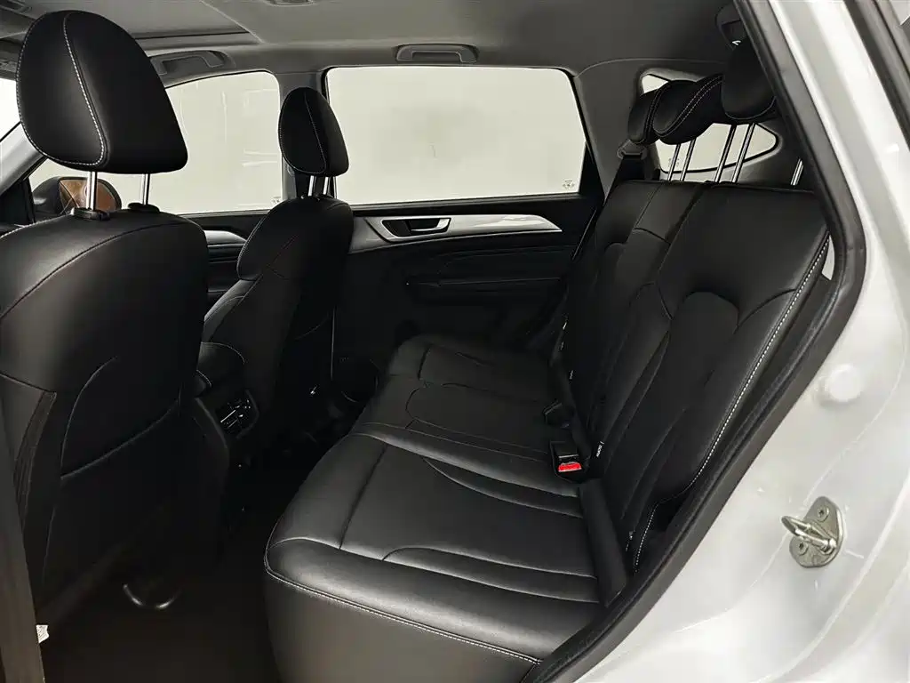 Haval M6 2023 — фото 21