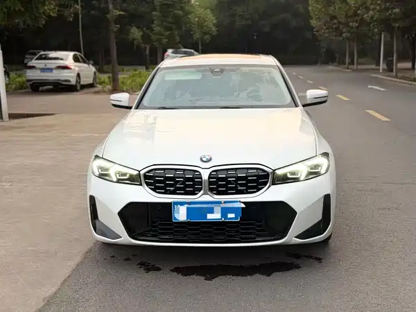BMW 3 Series 2024