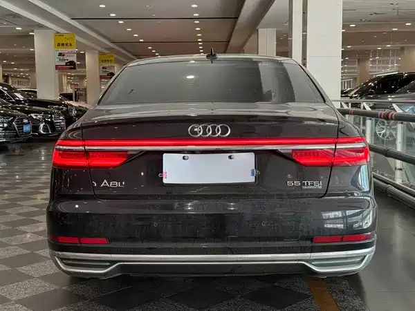 Audi A8 2021