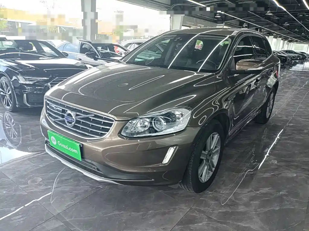 Volvo XC60 2016 — фото 1