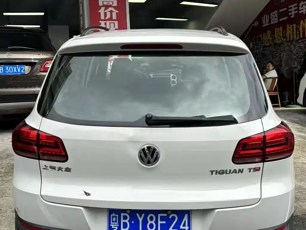 Volkswagen Tiguan 2015 — фото 5