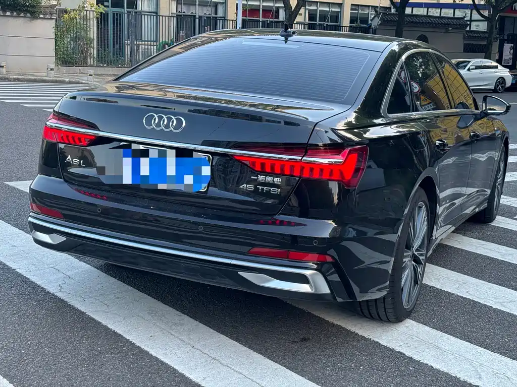 Audi A6L 2025 — фото 16
