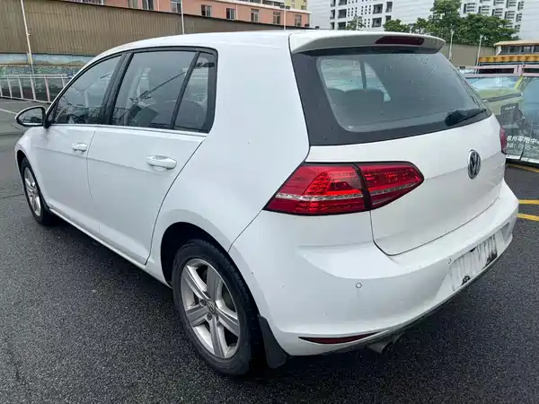Volkswagen Golf 2016