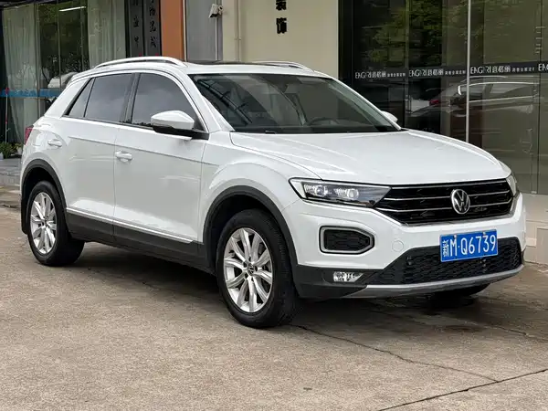 Volkswagen T-Roc 2023