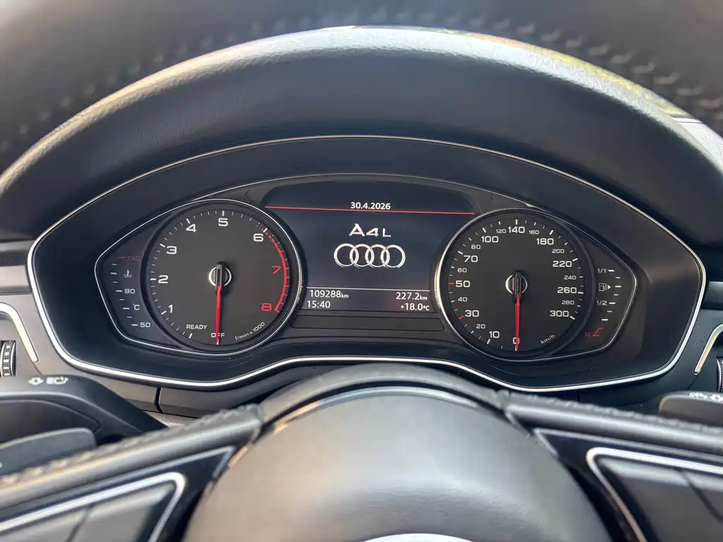 Audi A4L 2019 — фото 9