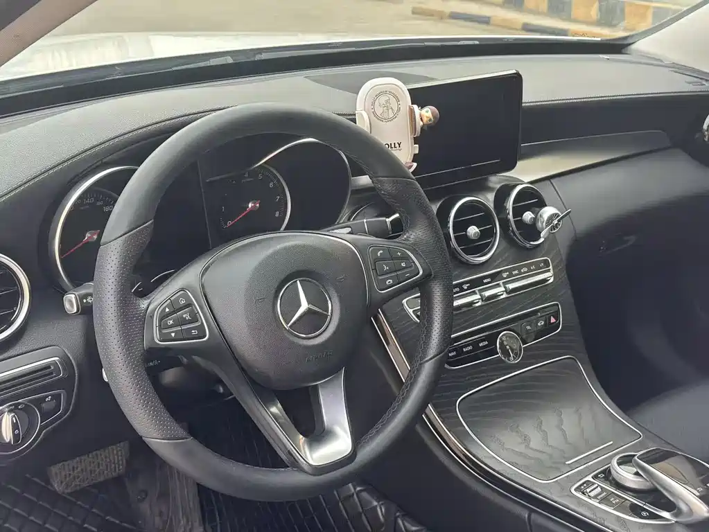 Mercedes-Benz C-Class 2017