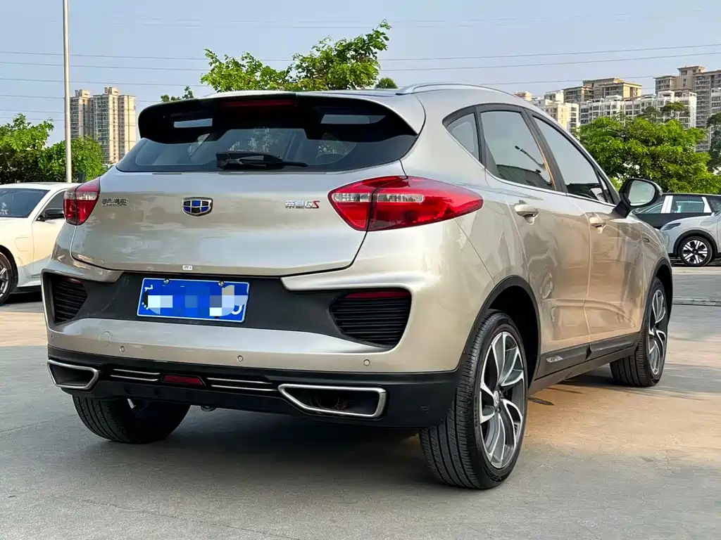 Geely Emgrand GS 2019 — фото 9