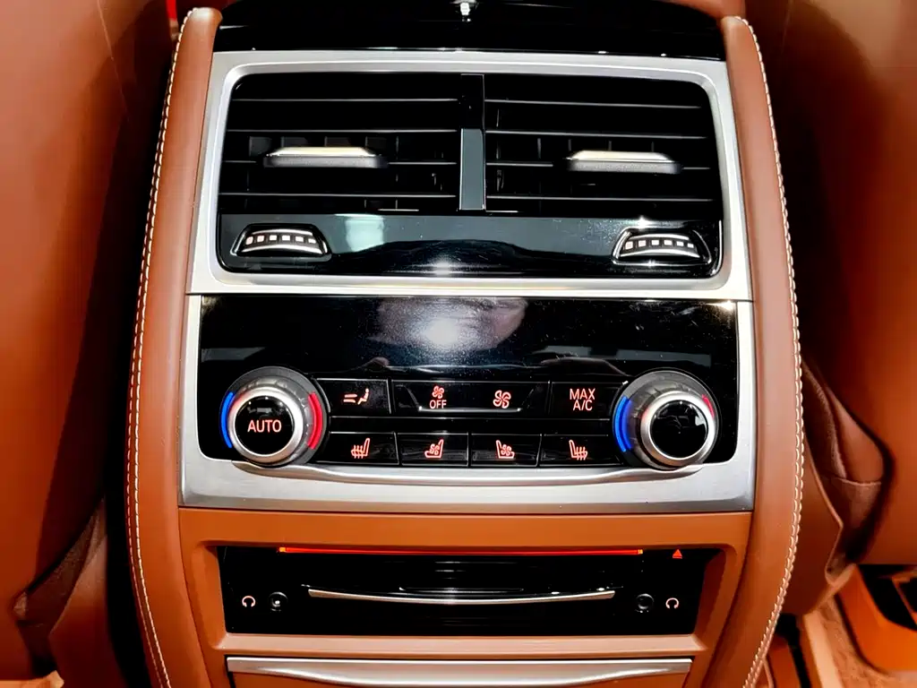 BMW 7 Series 2022 — фото 17