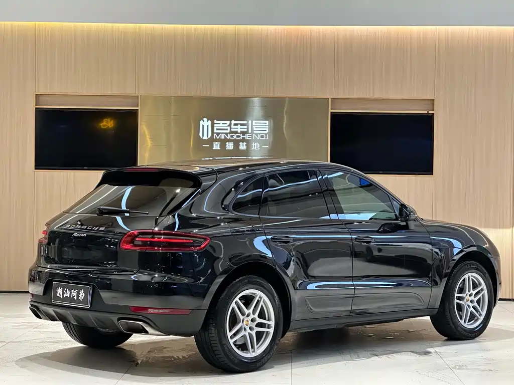 Porsche Macan 2017 — фото 2
