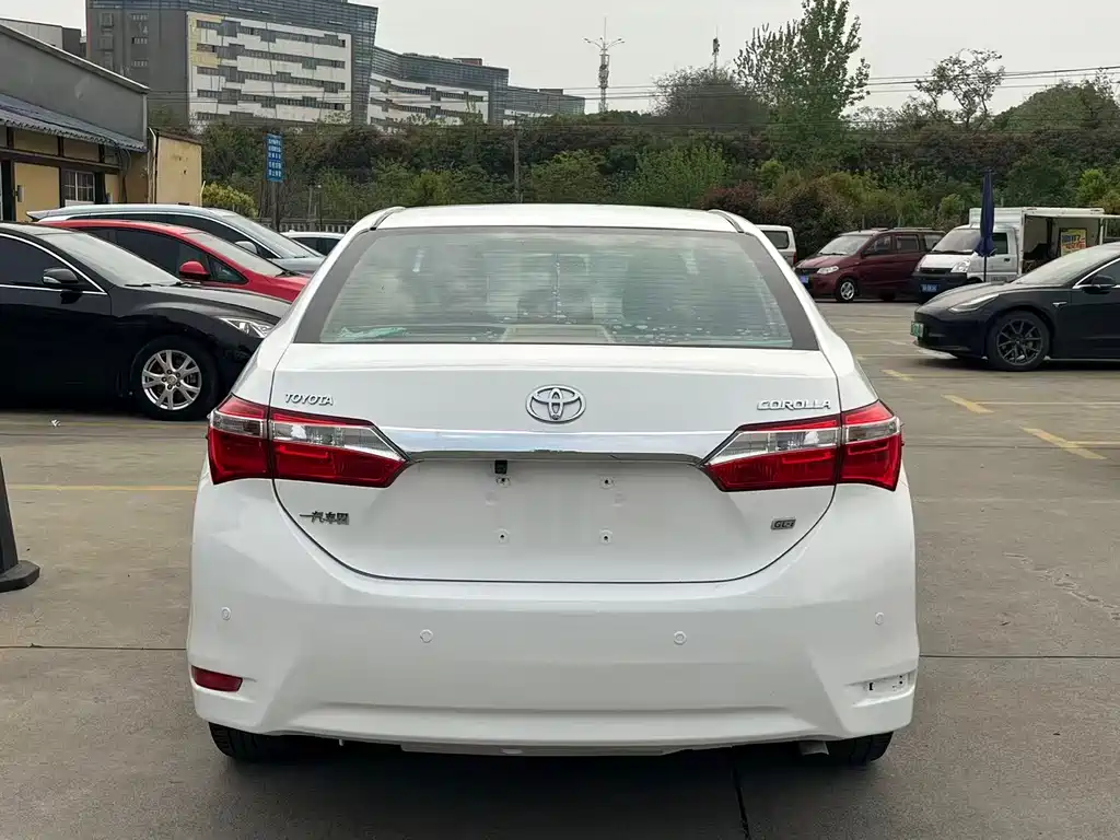 Toyota Corolla 2016 — фото 11