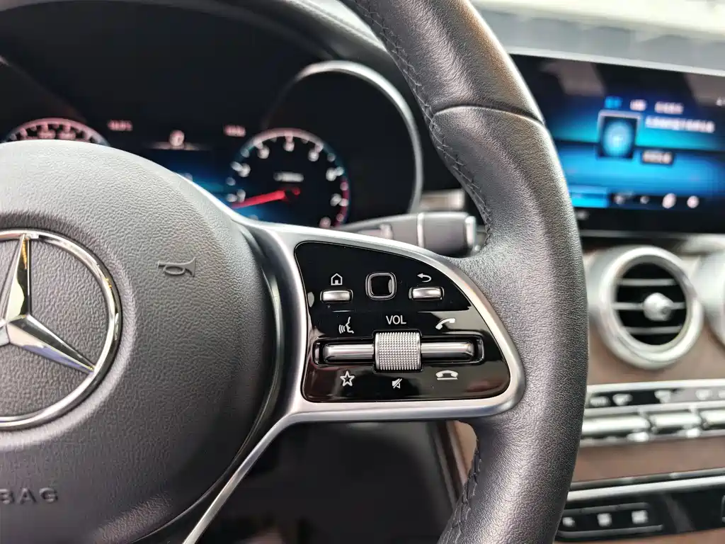Mercedes-Benz GLC 2022 — фото 10