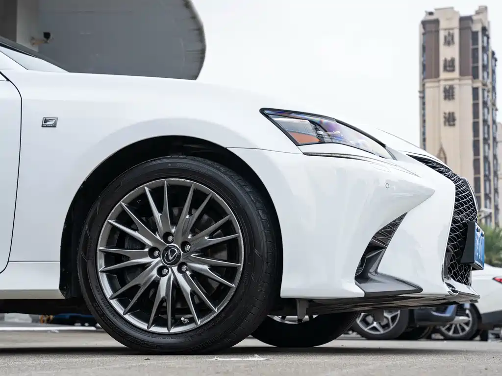 Lexus GS 2016 — фото 8