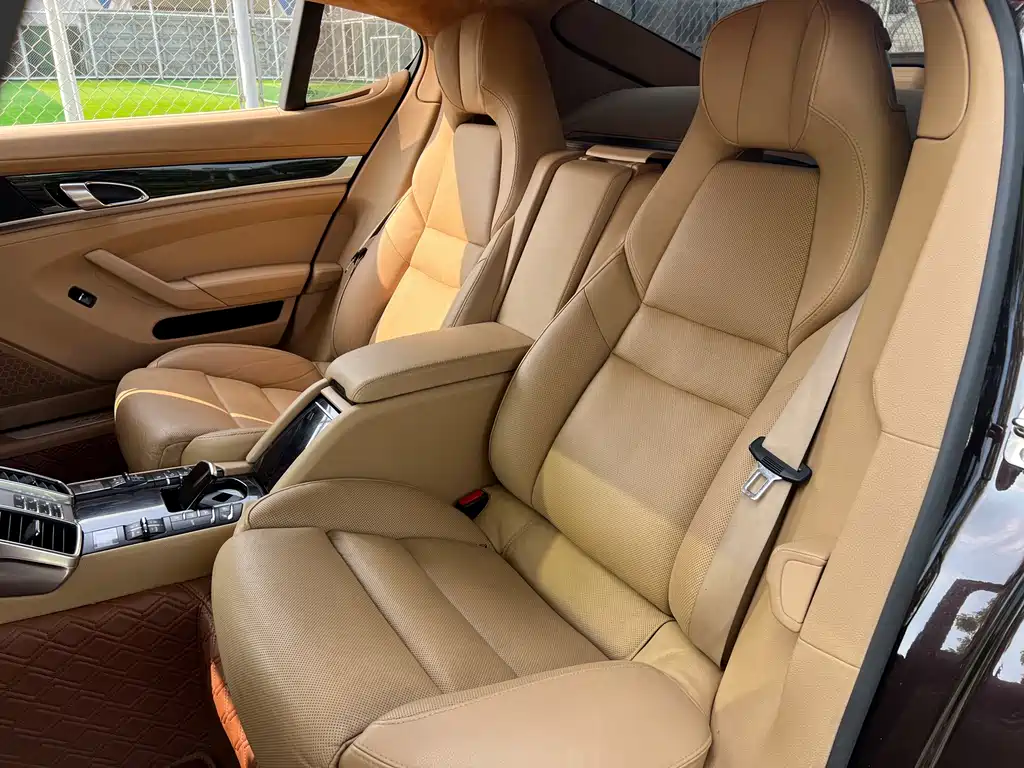 Porsche Panamera 2015 — фото 15