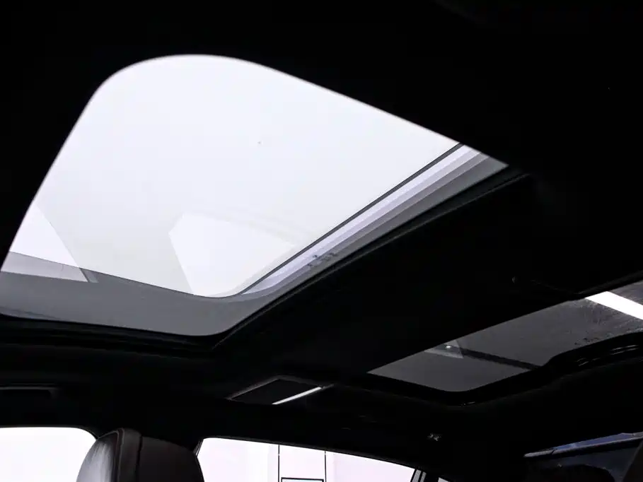 BMW 7 Series 2020 — фото 10