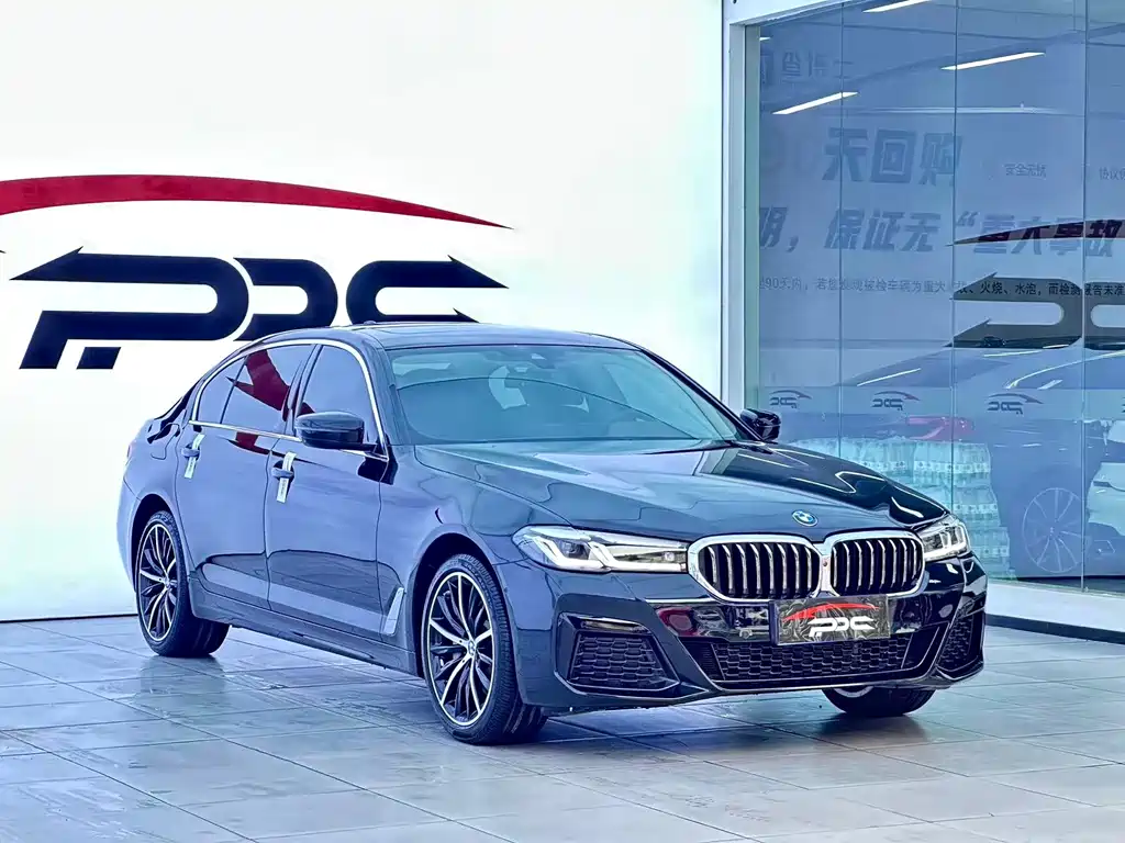 BMW 5 Series 2022