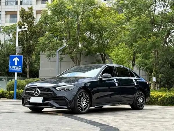 Mercedes-Benz C-Class 2023