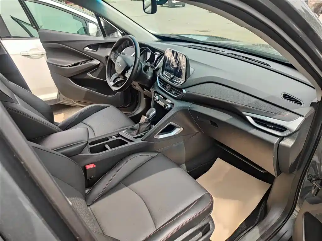 Chevrolet Volando 2019 — фото 14