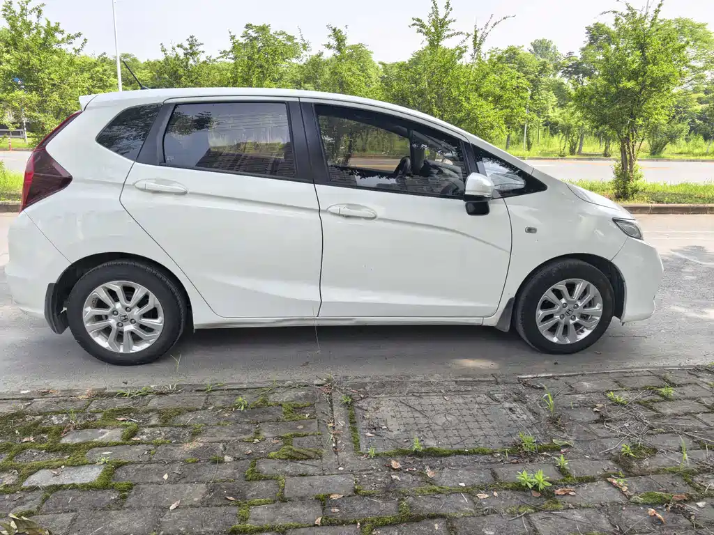 Honda Fit 2019 — фото 4