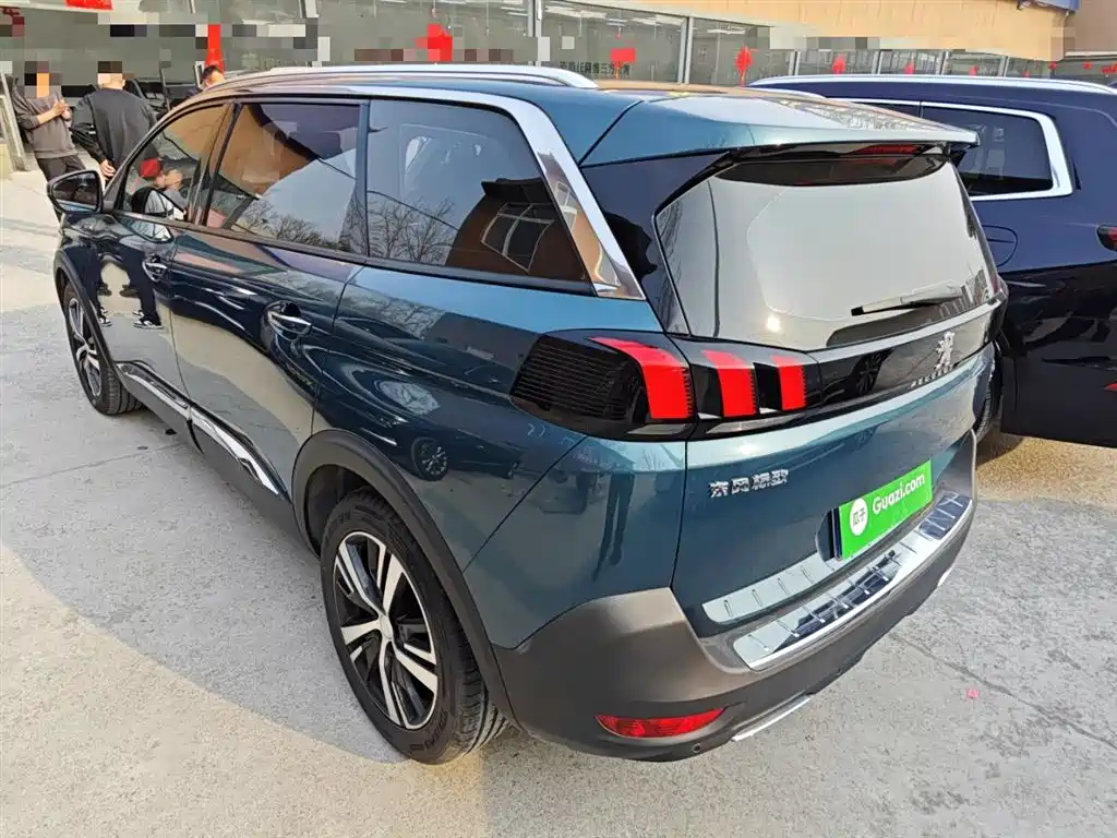 Peugeot 5008 2019 — фото 23