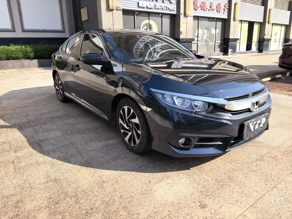 Honda Civic 2019 — фото 3