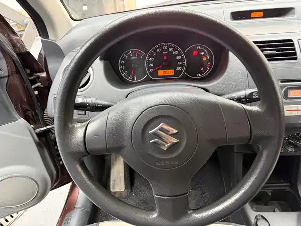 Suzuki Swift 2015
