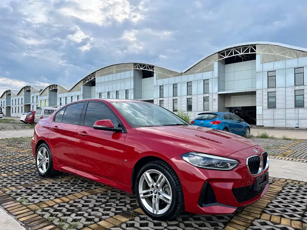 BMW 1 Series 2020 — фото 3
