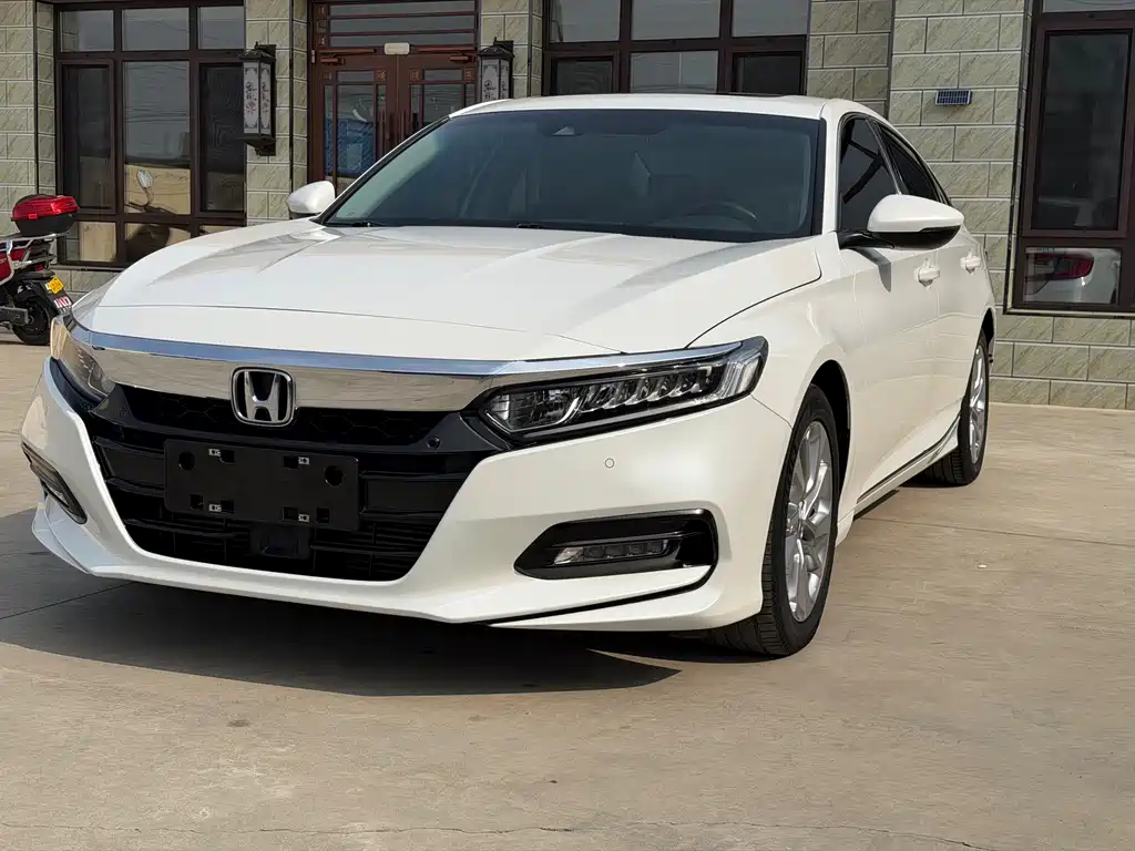 Honda Accord 2018 — фото 3