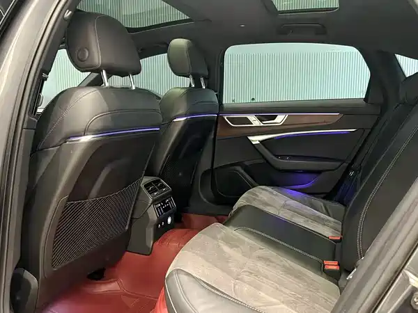 Audi A6L 2023